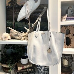 MICHAEL KORS REVERSIBLE WHITE/BLUE TOTE BAG ~ Excellent Condition